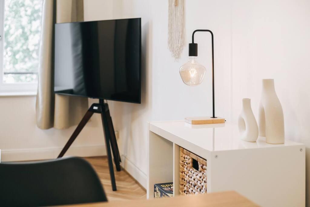 Tip! Design-Apartment In Toplage 75Qm In Szeneviertel Dresda Esterno foto